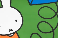 Flying Carpet x Miffy Miffy Spielteppich, grün, 180x140 cm