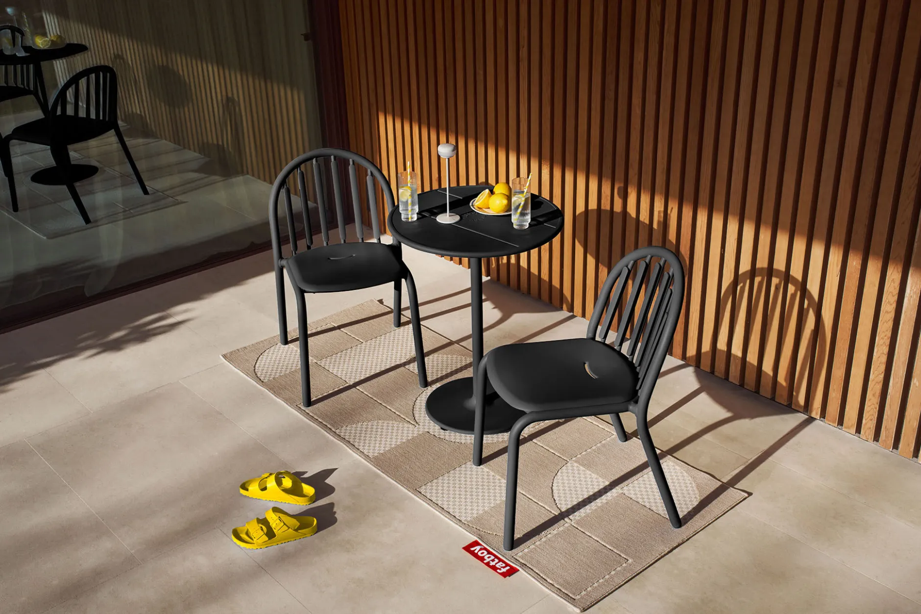 Fred's Bistreau Kleiner runder Gartentisch, schwarz, 60x60x76 cm