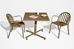 Fred's Square Bistreau Kleiner quadratischer Gartentisch, braun, 80x80x76 cm