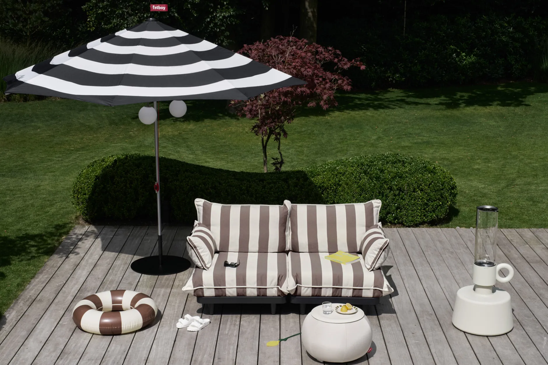 Stripesol + Base Black Sonnenschirm mit Fuß, 350x350x280 cm