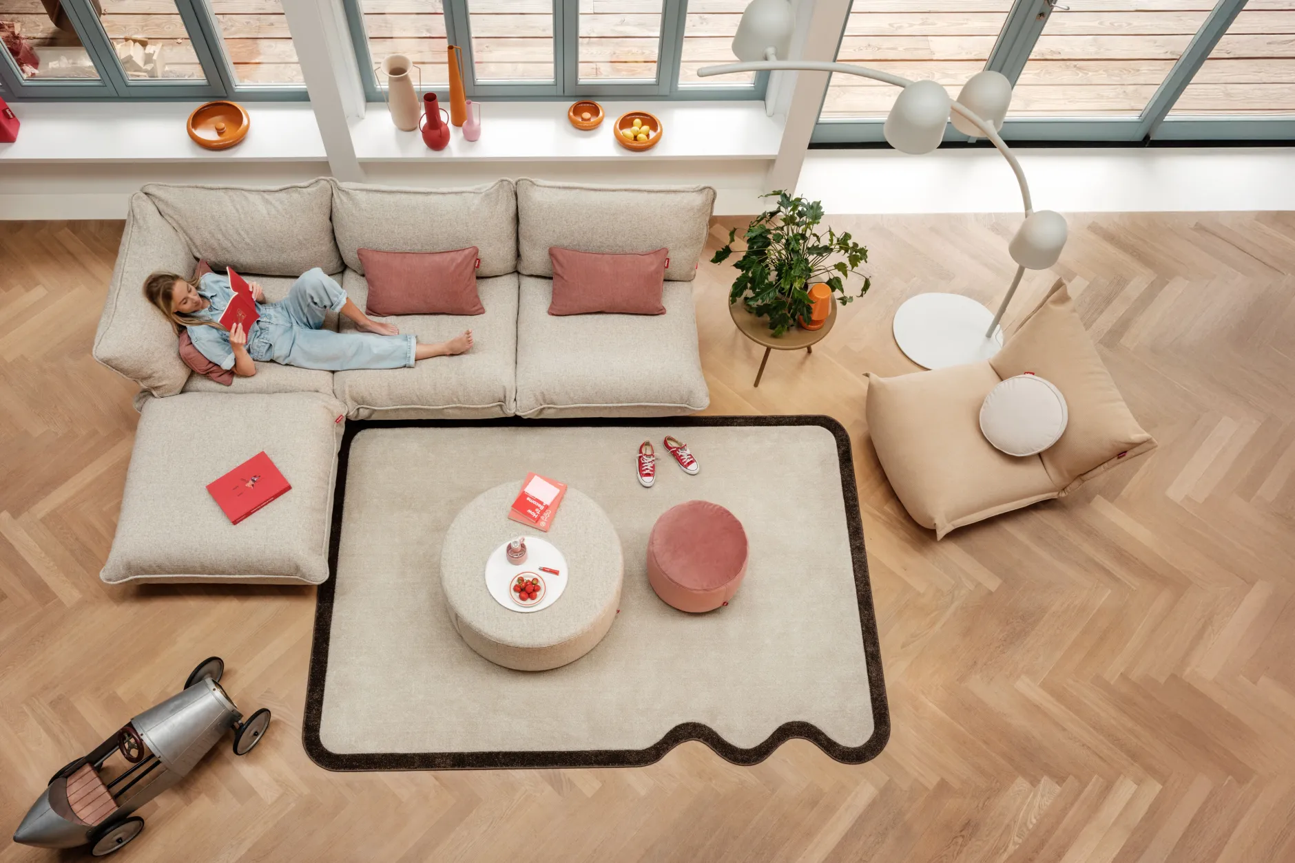 the BonBaron Slim Cord Loungesessel, beige, 102x85x75 cm